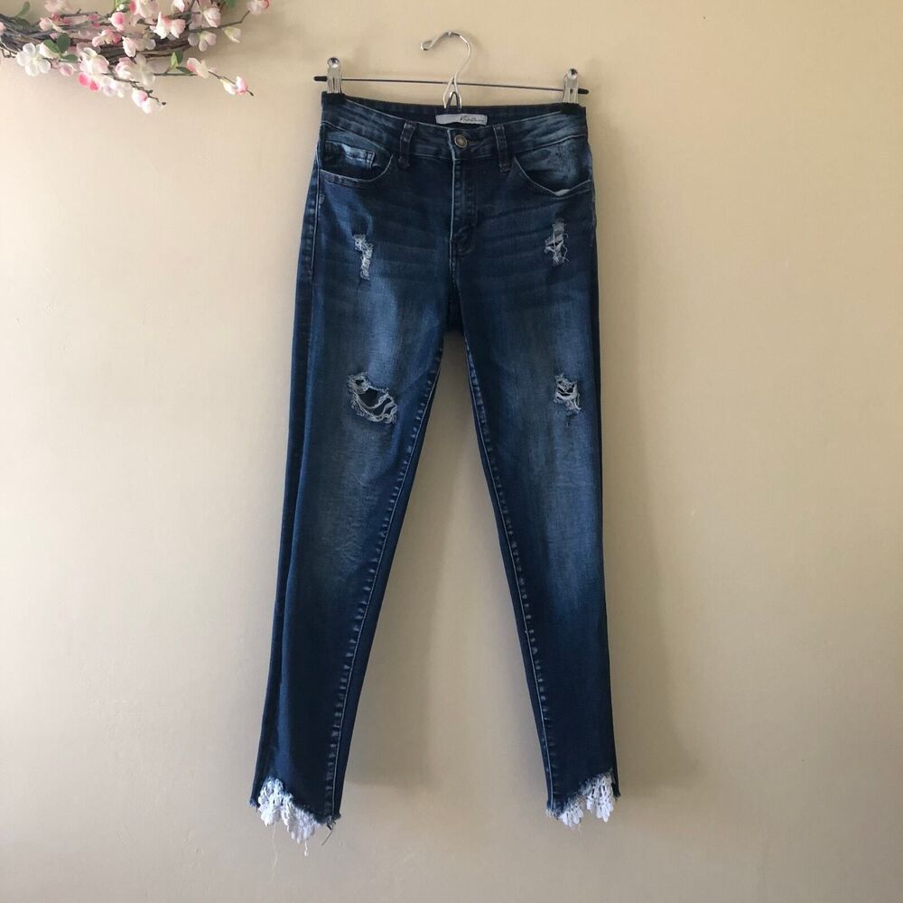 KanCan Jeans Raw Hem Distress Crochet KC11185 size 5 / 26